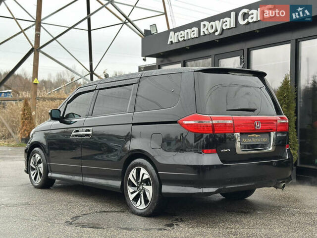 Черный Хонда Элизион, объемом двигателя 2.35 л и пробегом 84 тыс. км за 13400 $, фото 11 на Automoto.ua