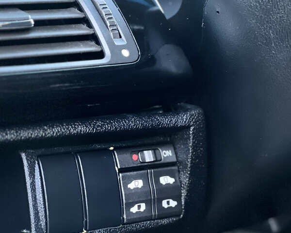 Чорний Хонда Елізіон, об'ємом двигуна 2.4 л та пробігом 94 тис. км за 14200 $, фото 10 на Automoto.ua