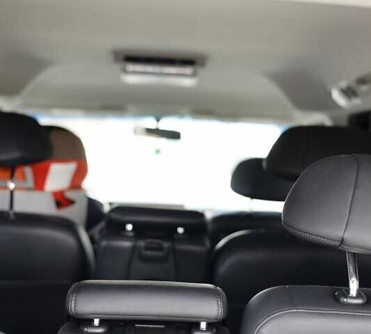 Черный Хонда Элизион, объемом двигателя 2.4 л и пробегом 130 тыс. км за 11700 $, фото 2 на Automoto.ua