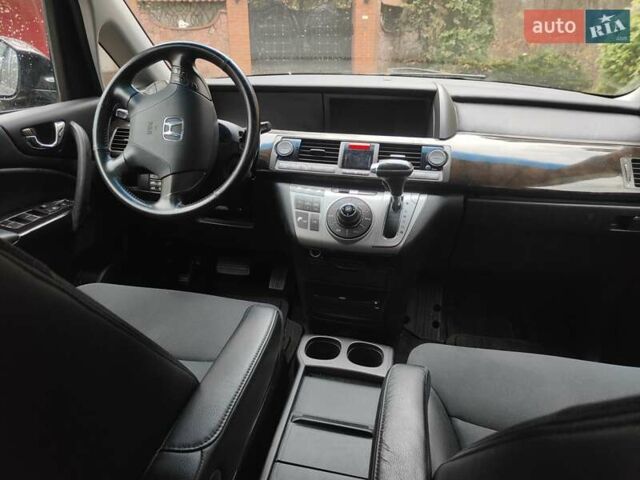 Черный Хонда Элизион, объемом двигателя 2.4 л и пробегом 130 тыс. км за 11500 $, фото 5 на Automoto.ua