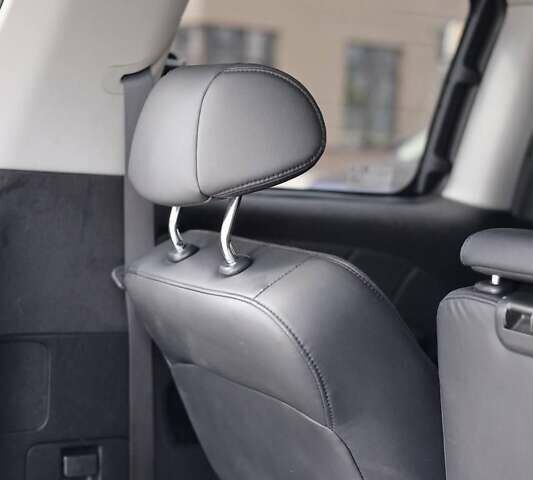 Черный Хонда Элизион, объемом двигателя 2.4 л и пробегом 130 тыс. км за 11500 $, фото 13 на Automoto.ua