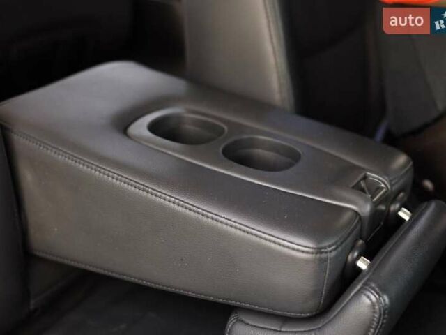 Черный Хонда Элизион, объемом двигателя 2.4 л и пробегом 130 тыс. км за 11500 $, фото 12 на Automoto.ua