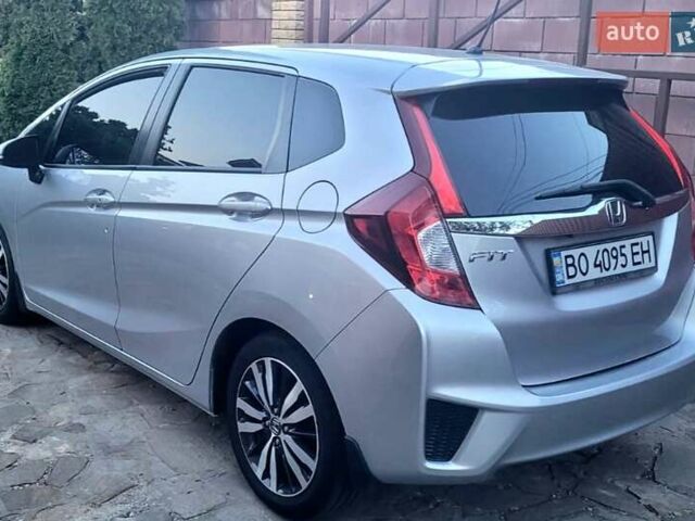 Хонда ФИТ 2016 в Виннице на Automoto.ua Белый Хонда ФИТ, объемом двигателя 1.5 л и пробегом 149 тыс. км за 11000 $, фото 8 на Automoto.ua