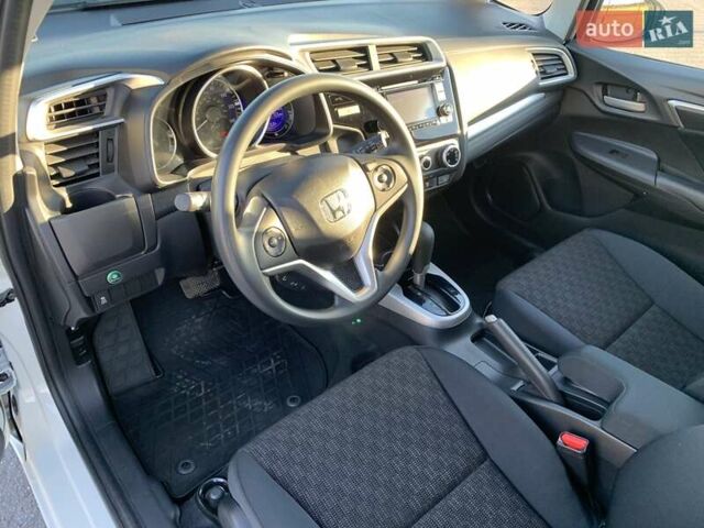 Хонда ФИТ 2016 в Луцке на Automoto.ua Белый Хонда ФИТ, объемом двигателя 1.5 л и пробегом 20 тыс. км за 11200 $, фото 17 на Automoto.ua