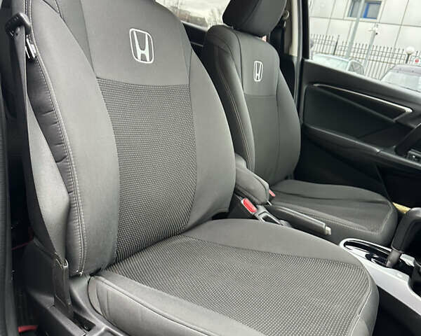 Черный Хонда ФИТ, объемом двигателя 1.5 л и пробегом 147 тыс. км за 11199 $, фото 11 на Automoto.ua