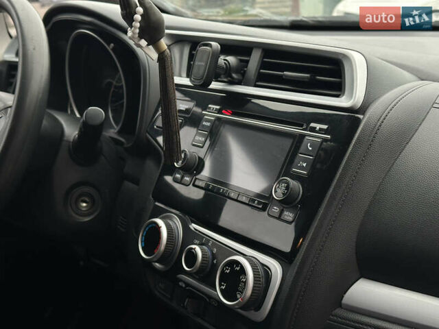 Черный Хонда ФИТ, объемом двигателя 1.5 л и пробегом 147 тыс. км за 11199 $, фото 7 на Automoto.ua