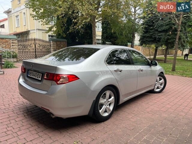Чорний Хонда ФІТ, об'ємом двигуна 1.5 л та пробігом 80 тис. км за 10799 $, фото 18 на Automoto.ua