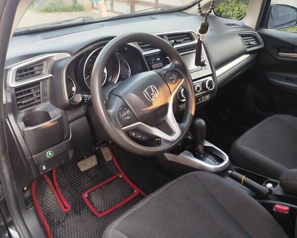 Черный Хонда ФИТ, объемом двигателя 1.5 л и пробегом 147 тыс. км за 10700 $, фото 7 на Automoto.ua