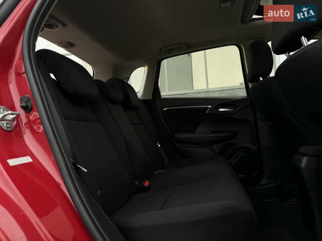 Червоний Хонда ФІТ, об'ємом двигуна 1.5 л та пробігом 74 тис. км за 10450 $, фото 50 на Automoto.ua