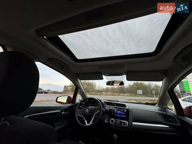 Червоний Хонда ФІТ, об'ємом двигуна 1.5 л та пробігом 74 тис. км за 10450 $, фото 29 на Automoto.ua