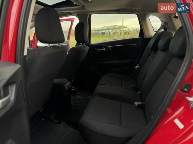 Червоний Хонда ФІТ, об'ємом двигуна 1.5 л та пробігом 74 тис. км за 10450 $, фото 53 на Automoto.ua