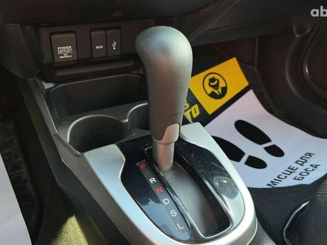 Хонда ФИТ, объемом двигателя 1.5 л и пробегом 130 тыс. км за 9900 $, фото 14 на Automoto.ua