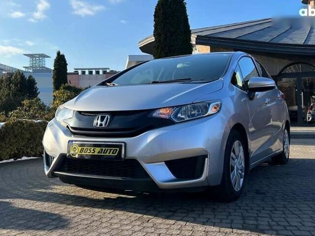 Хонда ФИТ, объемом двигателя 1.5 л и пробегом 130 тыс. км за 9900 $, фото 2 на Automoto.ua