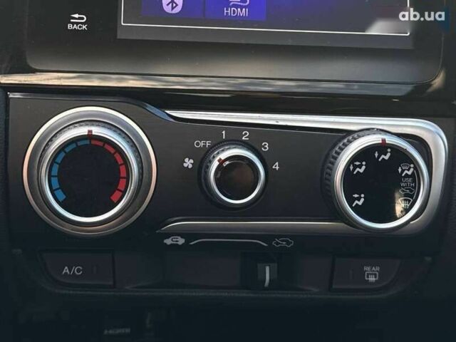 Хонда ФИТ, объемом двигателя 1.5 л и пробегом 94 тыс. км за 9999 $, фото 22 на Automoto.ua