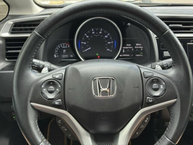 Желтый Хонда ФИТ, объемом двигателя 1.5 л и пробегом 136 тыс. км за 12000 $, фото 9 на Automoto.ua