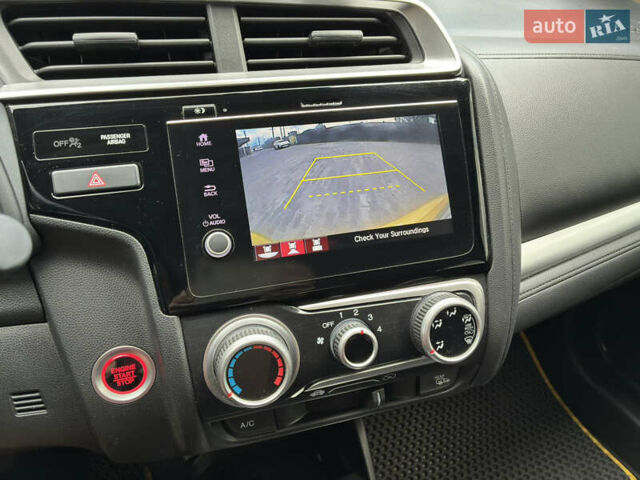 Жовтий Хонда ФІТ, об'ємом двигуна 1.5 л та пробігом 135 тис. км за 12500 $, фото 29 на Automoto.ua
