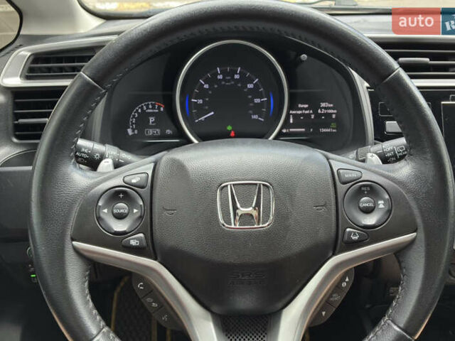Желтый Хонда ФИТ, объемом двигателя 1.5 л и пробегом 137 тыс. км за 12000 $, фото 14 на Automoto.ua