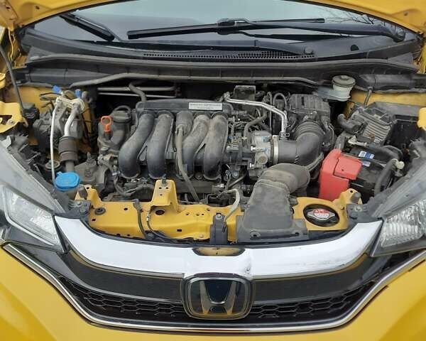 Желтый Хонда ФИТ, объемом двигателя 1.5 л и пробегом 84 тыс. км за 13900 $, фото 28 на Automoto.ua