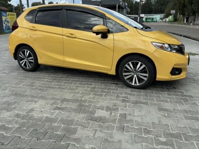 Желтый Хонда ФИТ, объемом двигателя 1.5 л и пробегом 136 тыс. км за 12000 $, фото 3 на Automoto.ua