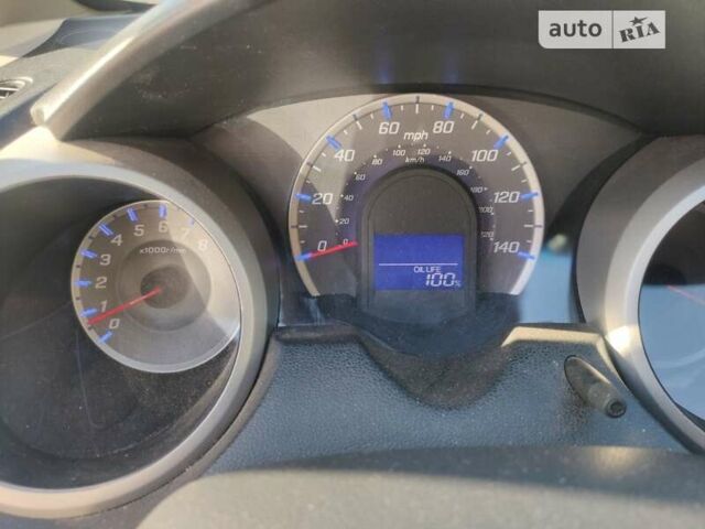 Сірий Хонда ФІТ, об'ємом двигуна 1.5 л та пробігом 79 тис. км за 7500 $, фото 14 на Automoto.ua