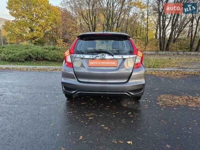 Серый Хонда ФИТ, объемом двигателя 1.5 л и пробегом 45 тыс. км за 11500 $, фото 5 на Automoto.ua