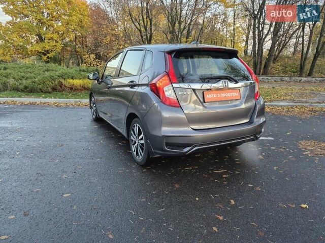 Серый Хонда ФИТ, объемом двигателя 1.5 л и пробегом 45 тыс. км за 11500 $, фото 7 на Automoto.ua