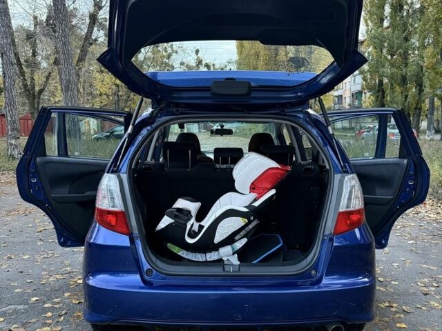 Синий Хонда ФИТ, объемом двигателя 1.5 л и пробегом 180 тыс. км за 6700 $, фото 5 на Automoto.ua