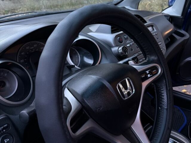 Синий Хонда ФИТ, объемом двигателя 1.5 л и пробегом 180 тыс. км за 6700 $, фото 4 на Automoto.ua