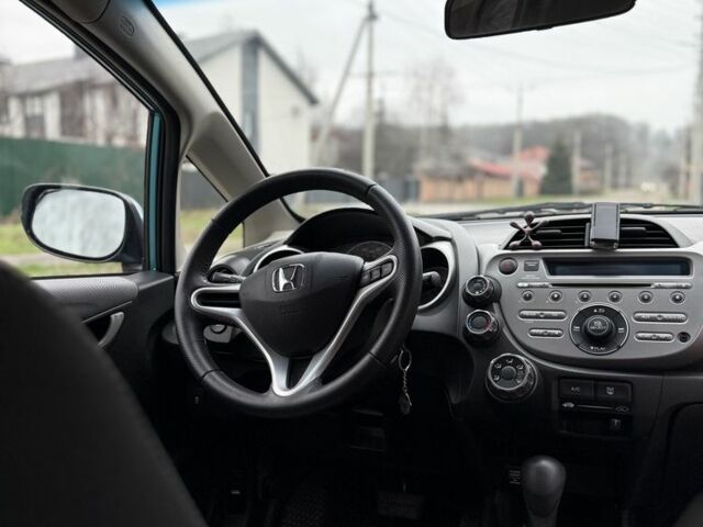 Синий Хонда ФИТ, объемом двигателя 1.5 л и пробегом 138 тыс. км за 7600 $, фото 5 на Automoto.ua