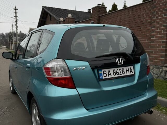 Синий Хонда ФИТ, объемом двигателя 1.5 л и пробегом 138 тыс. км за 7600 $, фото 4 на Automoto.ua
