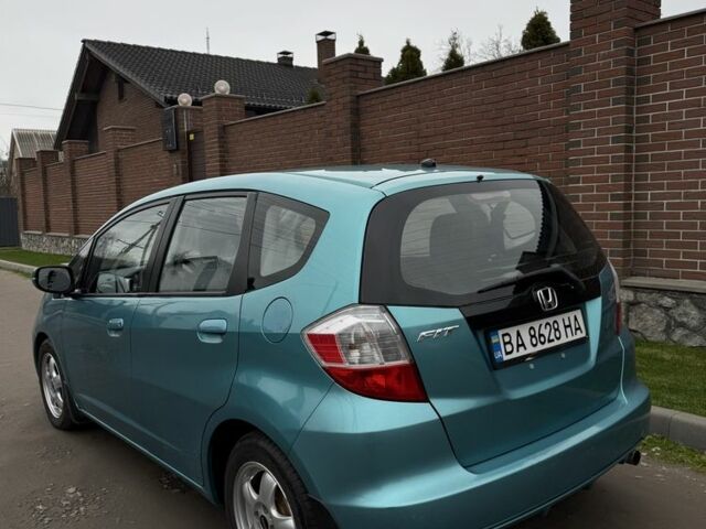 Синий Хонда ФИТ, объемом двигателя 1.5 л и пробегом 138 тыс. км за 7600 $, фото 2 на Automoto.ua