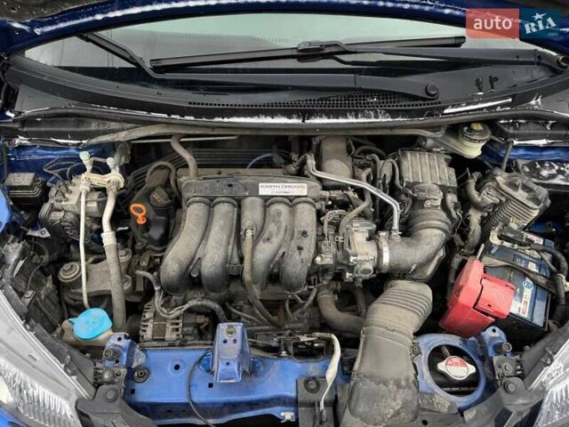 Синий Хонда ФИТ, объемом двигателя 1.5 л и пробегом 160 тыс. км за 11000 $, фото 16 на Automoto.ua