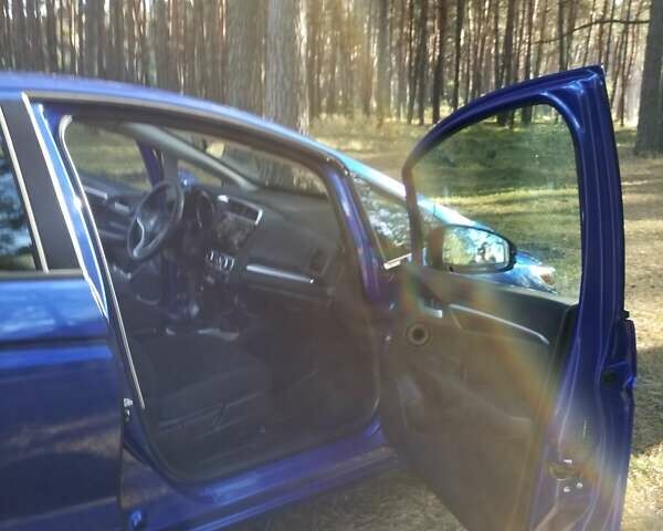 Синій Хонда ФІТ, об'ємом двигуна 1.5 л та пробігом 50 тис. км за 10300 $, фото 6 на Automoto.ua