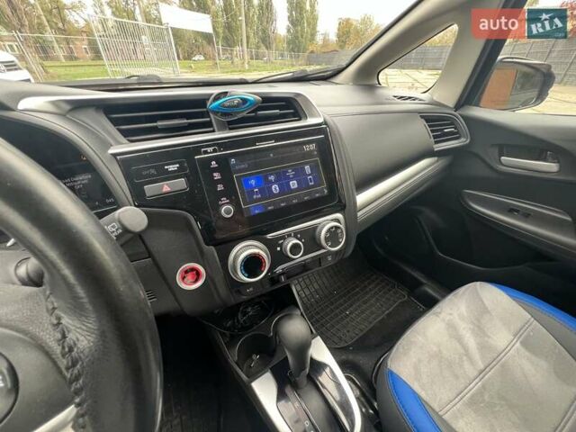 Хонда ФИТ 2017 в Харькове на Automoto.ua Синий Хонда ФИТ, объемом двигателя 1.5 л и пробегом 45 тыс. км за 11500 $, фото 9 на Automoto.ua