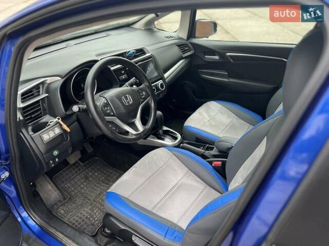 Хонда ФИТ 2017 в Харькове на Automoto.ua Синий Хонда ФИТ, объемом двигателя 1.5 л и пробегом 45 тыс. км за 11500 $, фото 16 на Automoto.ua