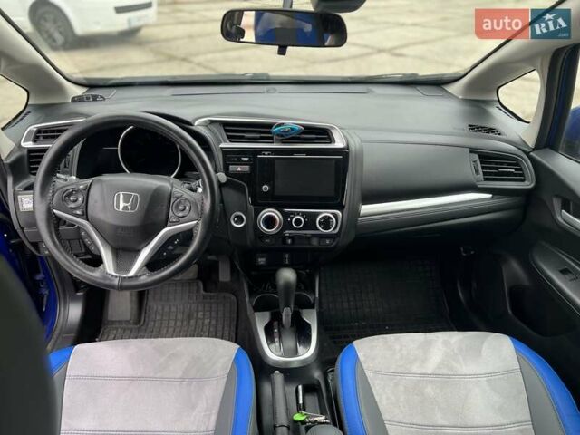 Хонда ФИТ 2017 в Харькове на Automoto.ua Синий Хонда ФИТ, объемом двигателя 1.5 л и пробегом 45 тыс. км за 11500 $, фото 17 на Automoto.ua