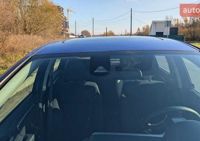 Синий Хонда ФИТ, объемом двигателя 1.5 л и пробегом 65 тыс. км за 13999 $, фото 4 на Automoto.ua