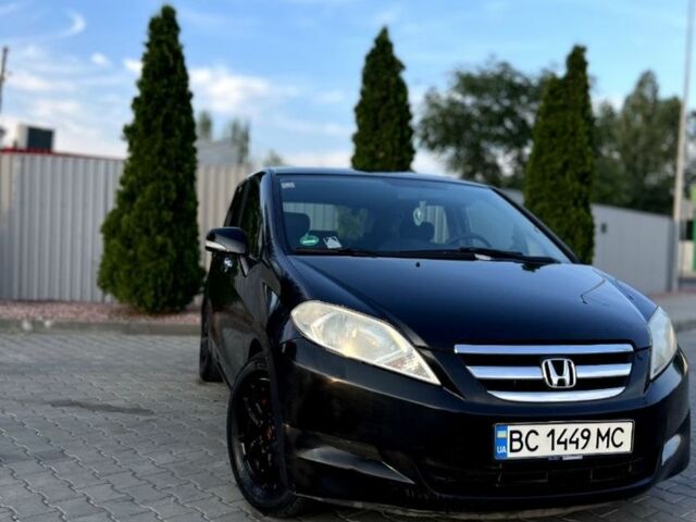 Черный Хонда ФРВ, объемом двигателя 1.7 л и пробегом 292 тыс. км за 4800 $, фото 1 на Automoto.ua