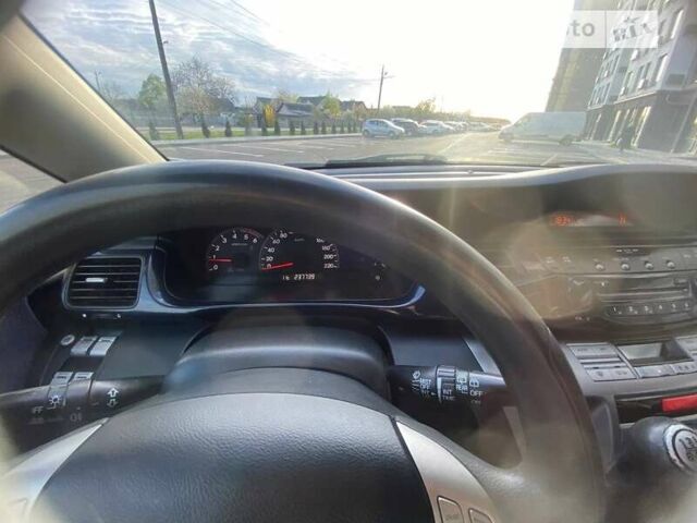 Хонда ФРВ, объемом двигателя 2.2 л и пробегом 240 тыс. км за 6200 $, фото 20 на Automoto.ua