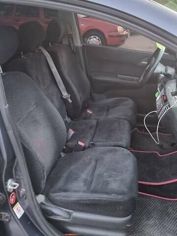 Хонда ФРВ, объемом двигателя 1.67 л и пробегом 250 тыс. км за 5800 $, фото 8 на Automoto.ua