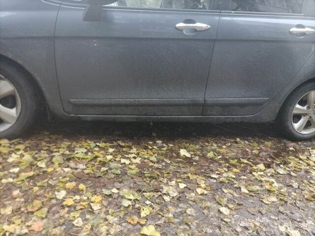 Синий Хонда ФРВ, объемом двигателя 2 л и пробегом 3 тыс. км за 2300 $, фото 2 на Automoto.ua