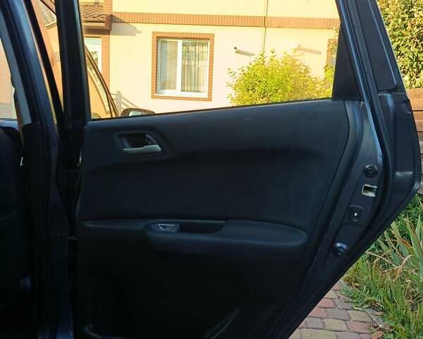 Синій Хонда ФРВ, об'ємом двигуна 2.2 л та пробігом 248 тис. км за 4800 $, фото 33 на Automoto.ua