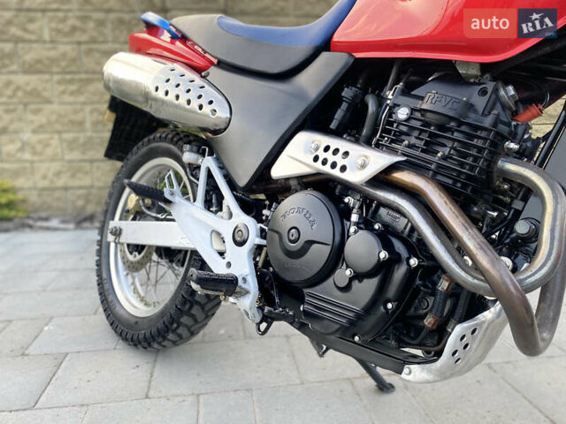 Червоний Хонда FX 650, об'ємом двигуна 0 л та пробігом 22 тис. км за 1499 $, фото 21 на Automoto.ua