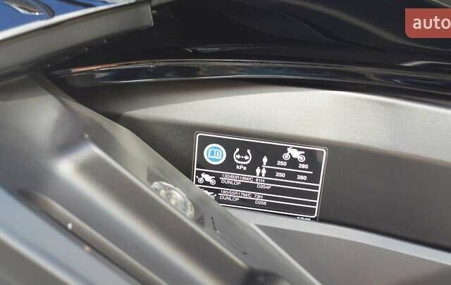 Черный Хонда GL 1800 Gold Wing, объемом двигателя 1.8 л и пробегом 3 тыс. км за 22000 $, фото 15 на Automoto.ua