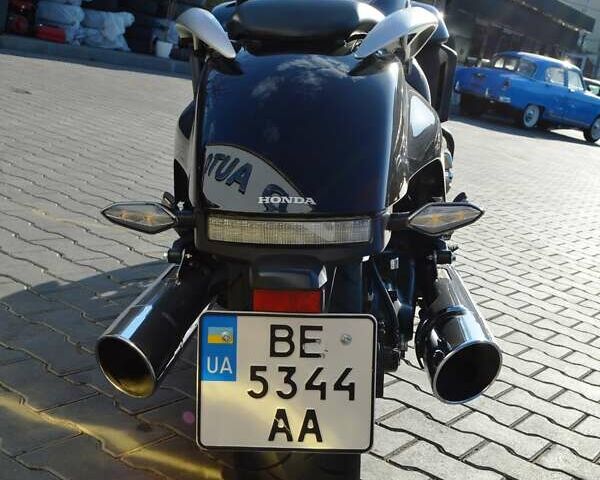 Черный Хонда GL 1800 Gold Wing, объемом двигателя 1.8 л и пробегом 3 тыс. км за 22000 $, фото 10 на Automoto.ua