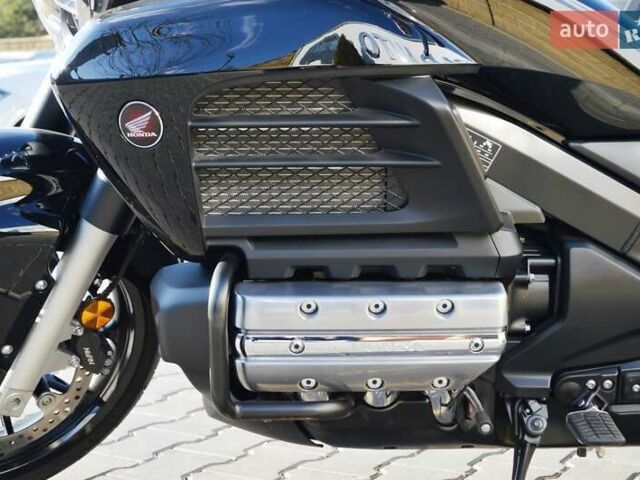 Черный Хонда GL 1800 Gold Wing, объемом двигателя 1.8 л и пробегом 3 тыс. км за 22000 $, фото 12 на Automoto.ua