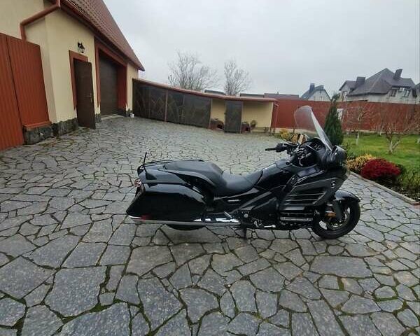 Черный Хонда GL 1800 Gold Wing, объемом двигателя 1.8 л и пробегом 1 тыс. км за 10500 $, фото 10 на Automoto.ua
