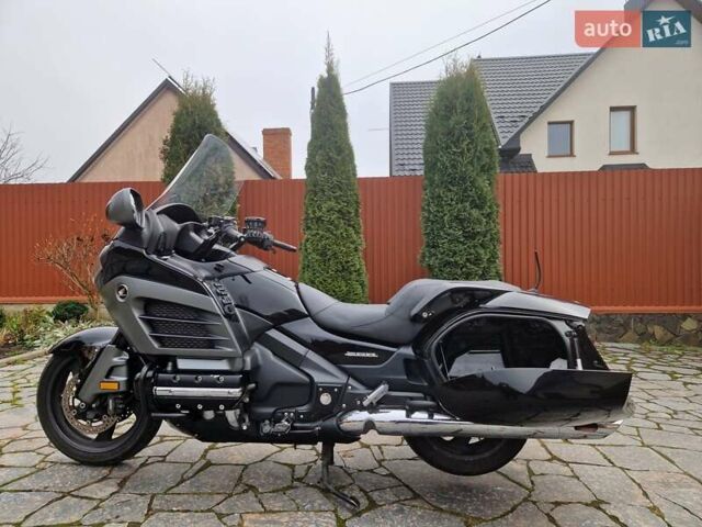 Черный Хонда GL 1800 Gold Wing, объемом двигателя 1.8 л и пробегом 1 тыс. км за 10500 $, фото 13 на Automoto.ua