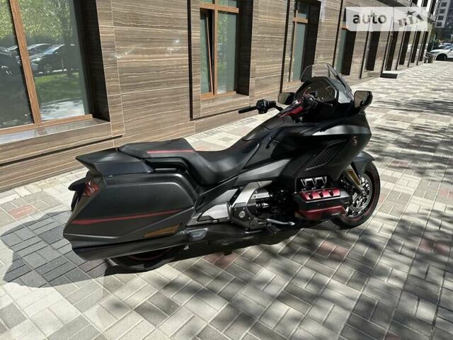 Чорний Хонда GL 1800 Gold Wing, об'ємом двигуна 1.83 л та пробігом 24 тис. км за 28500 $, фото 1 на Automoto.ua