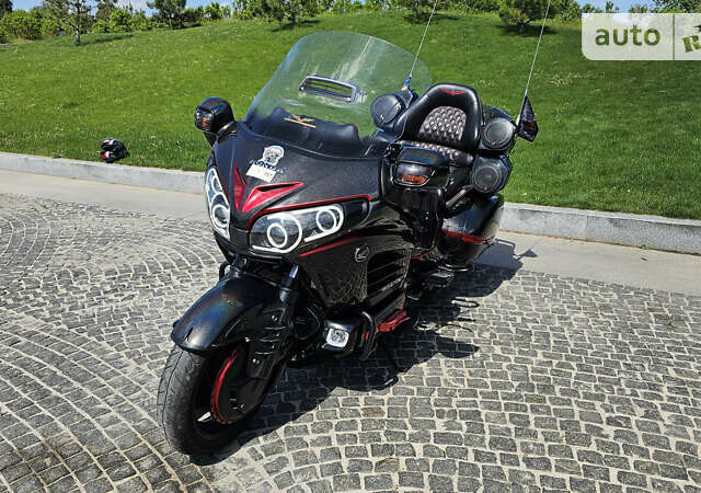 Чорний Хонда GL 1800 Gold Wing, об'ємом двигуна 1.8 л та пробігом 54 тис. км за 17000 $, фото 2 на Automoto.ua